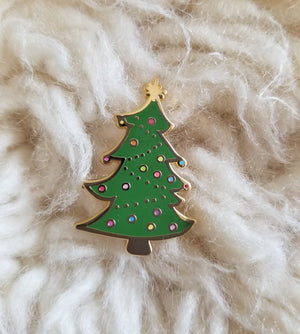 Christmas tree enamel pin 